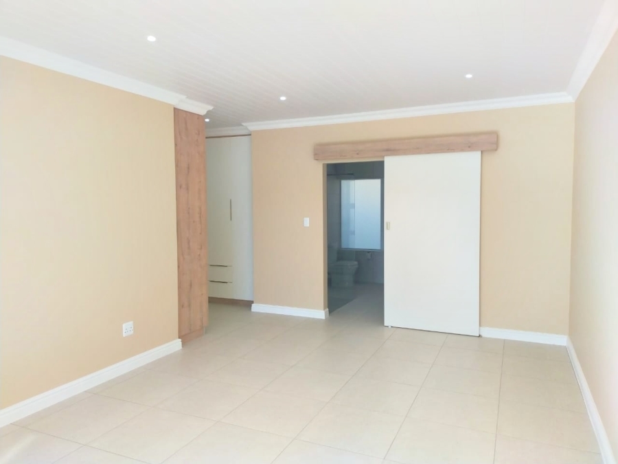 3 Bedroom Property for Sale in Reebok Western Cape